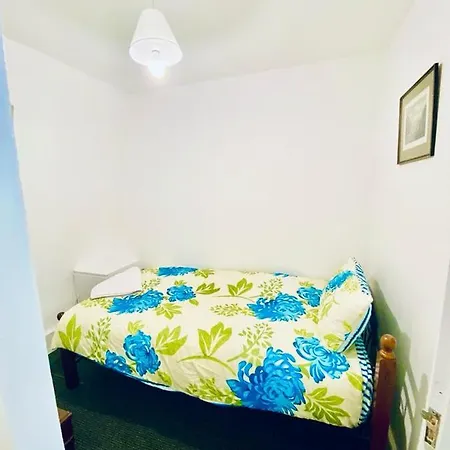 Tow Bedroom Apartment In Central London Exterior photo